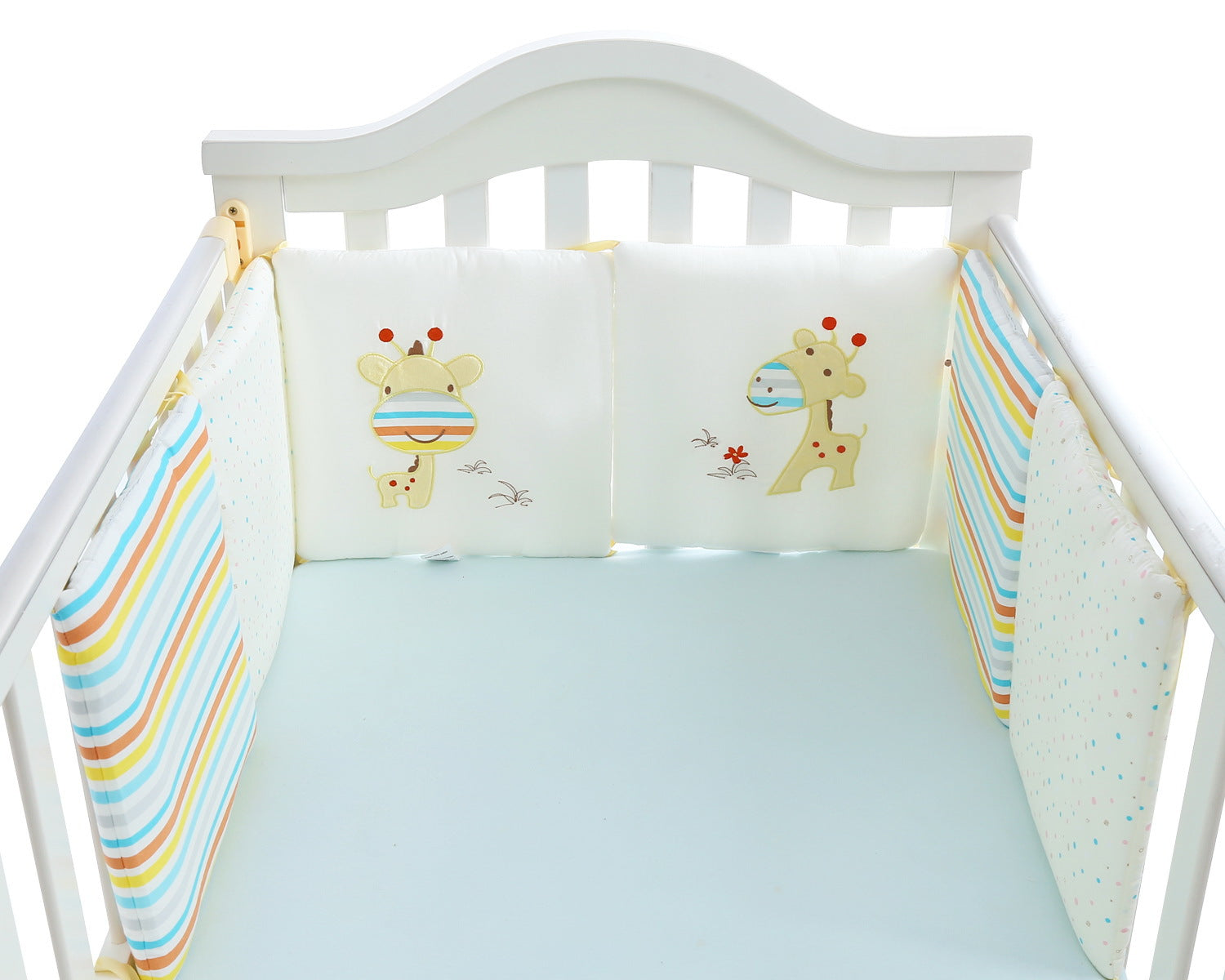 Surrounding Bed, Multiple Styles